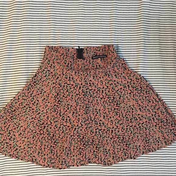 Brandy Melville High Waisted Floral Mini Skirt