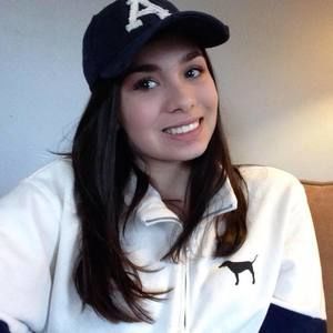 Meet your Posher, Elise