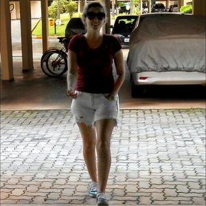 Meet your Posher, Raquel