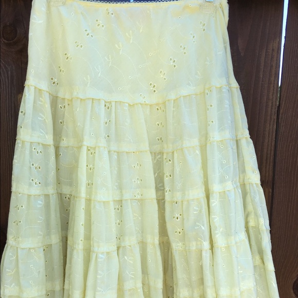 Skirt - Picture 2 of 2