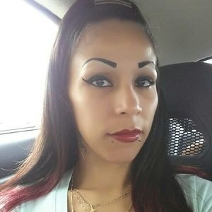 Meet your Posher, Marissa