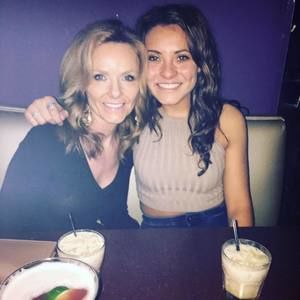 Meet your Posher, Nikki