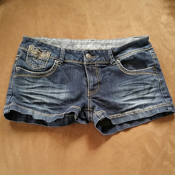 Size 11 junior mossimo shorts