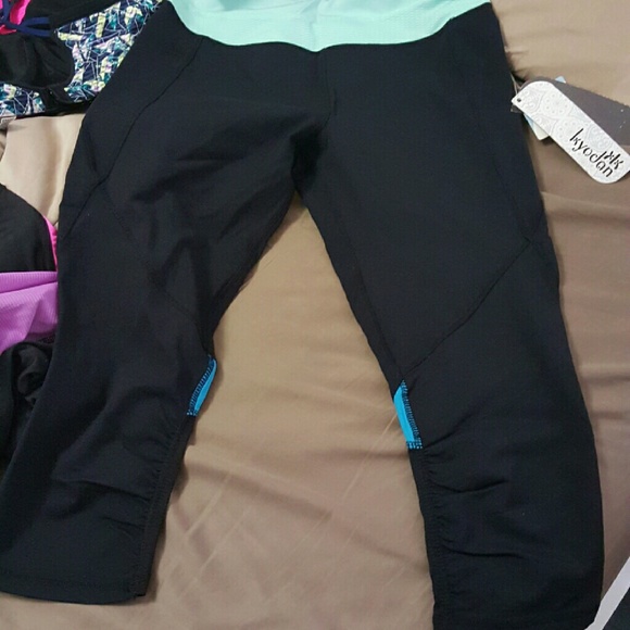 Brand new excercise pants - Picture 1 of 3