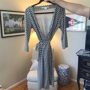 DVF wrap dress black and white