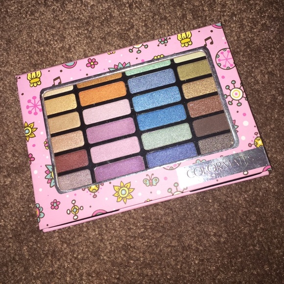 eyeshadow palette!