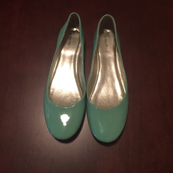 Ballet flats