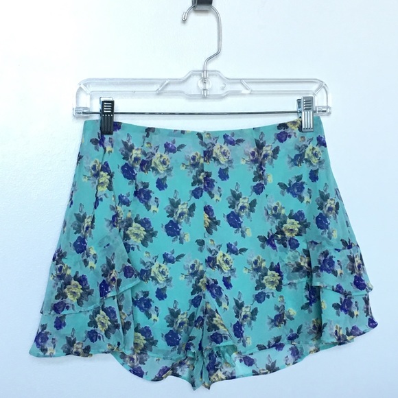 Pretty Lush Floral Shorts