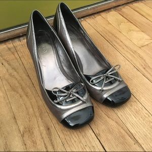 Coach metallic and patent pumps