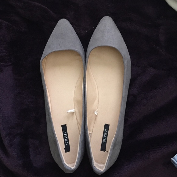 NWOT- Gray Flats- Forever 21