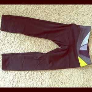 Lululemon wonder under crops.