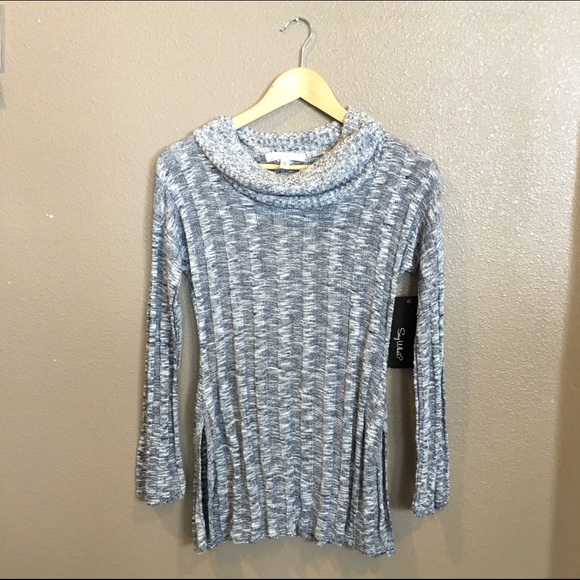 Multicolored turtleneck - Picture 1 of 3