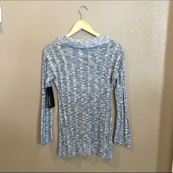 Multicolored turtleneck - Picture 2 of 3