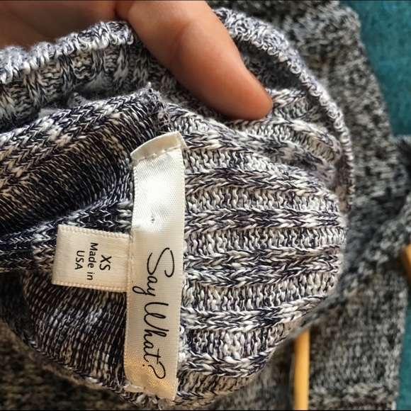 Multicolored turtleneck - Picture 3 of 3