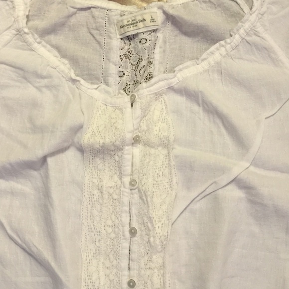 Abercrombie Lace top - Picture 1 of 3