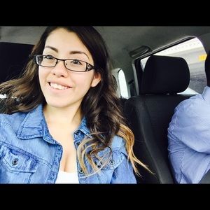 Meet your Posher, Maira