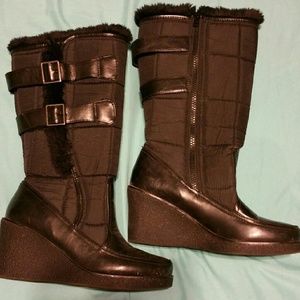 Black platform zippered boots