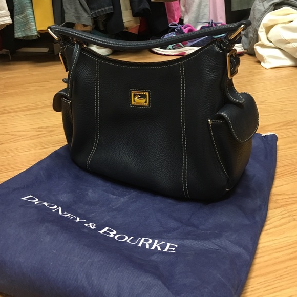 Cute Dooney & Burke