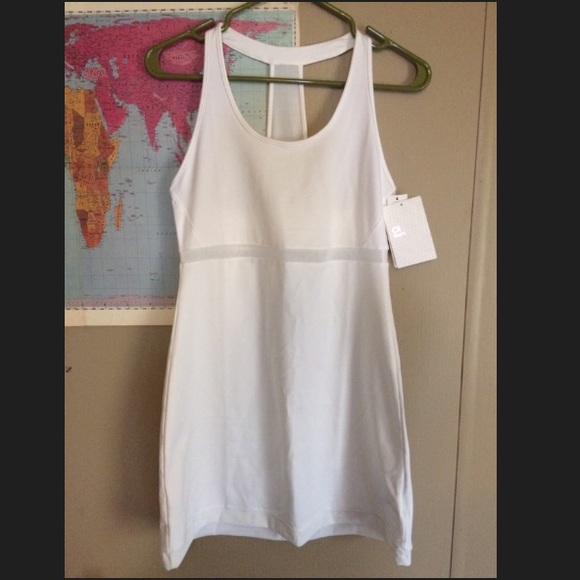 Gap Fit Tennis Dress in White - Size Small