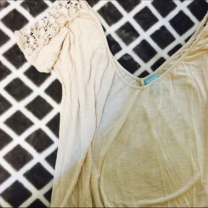 HIP Top with Lace Detail