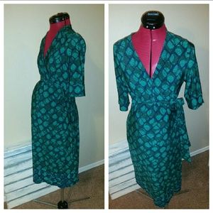 A Pea in the Pod  green and blue print wrap dress