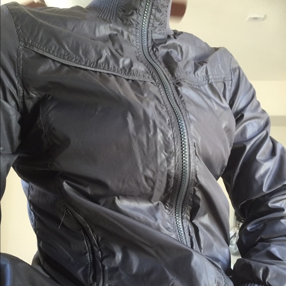 Nylon summer zipper jacket. - Picture 1 of 4