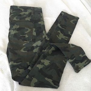 camo pants