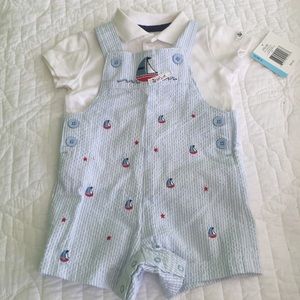 Adorable baby outfit with sailboats