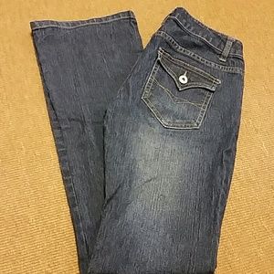 Cute jeans like new!!  SZ 3 Jr's 31" inseam