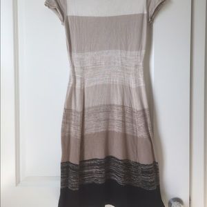 Small Philosophy Short Sleeve Dress