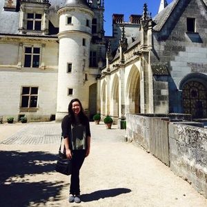 Meet your Posher, Jennifer