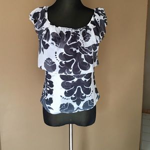 Beautiful White House Black Market top