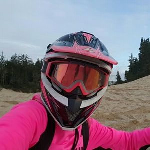 Meet your Posher, Sandy