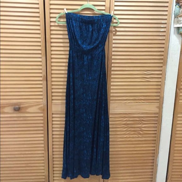 Strapless long dress - Picture 2 of 3