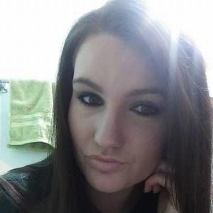 Meet your Posher, Caitlin