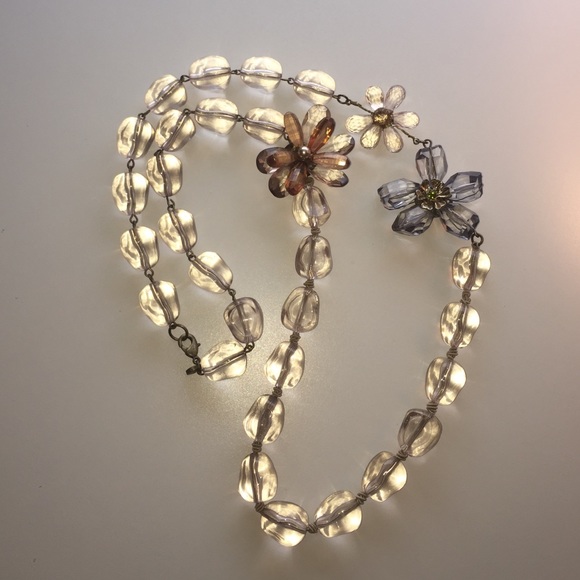 Loft Acrylic Statement Necklace