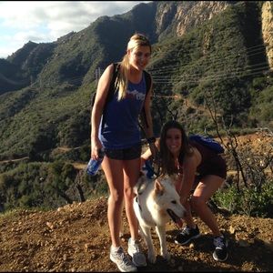 Meet your Posher, Joy