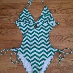 One piece bathing suit