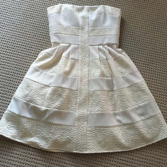 Strapless ivory beautiful dress!!!! - Picture 1 of 4