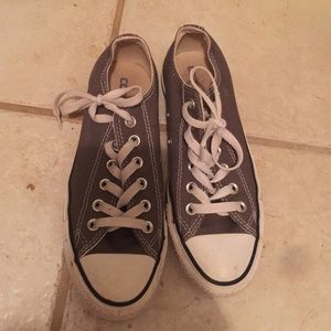 Gray Converse size 7