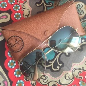 Rayban Aviator Sunglasses (RB3025)