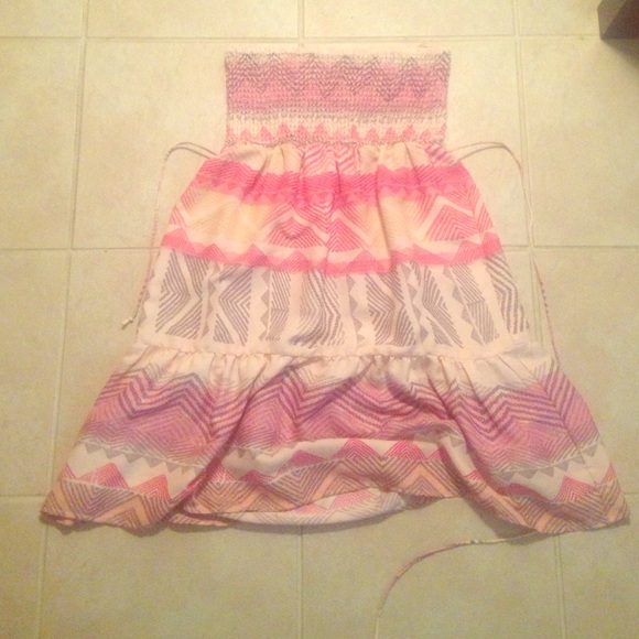 AE pink strapless dress - Picture 1 of 3