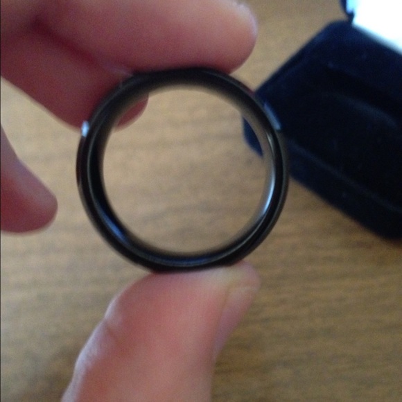 Tungsten ring - Picture 2 of 3