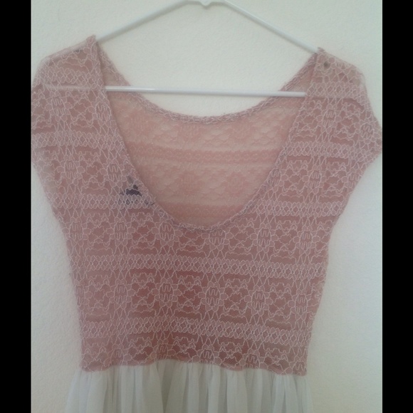 Pink and ivory chiffon maxi dress. - Picture 2 of 3