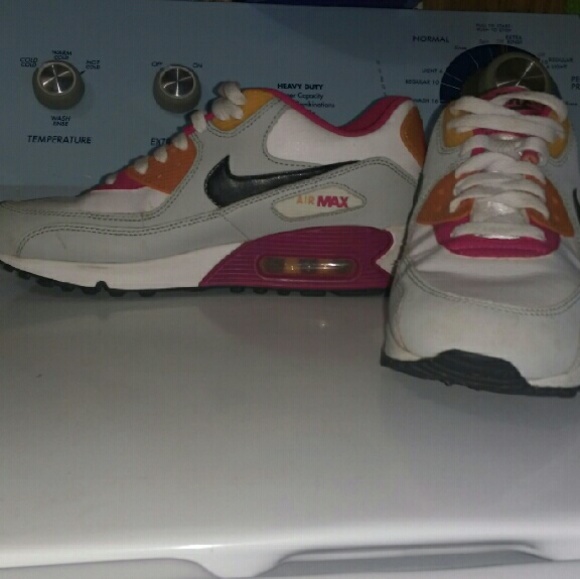 Nike Air Max size 7Y - Picture 1 of 4