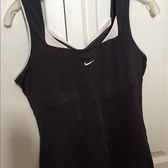 Nike dri fit top