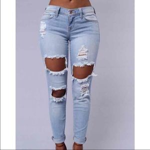 Fashion nova jeans size 3