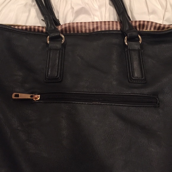 large studded black bag - Picture 3 of 4