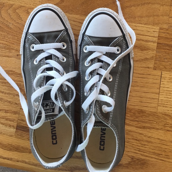 Grey converse