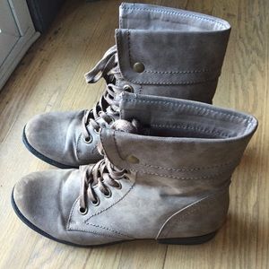 Steve Madden combat boots